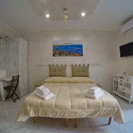 Casetta Bebbe Napoli Bagian luar foto