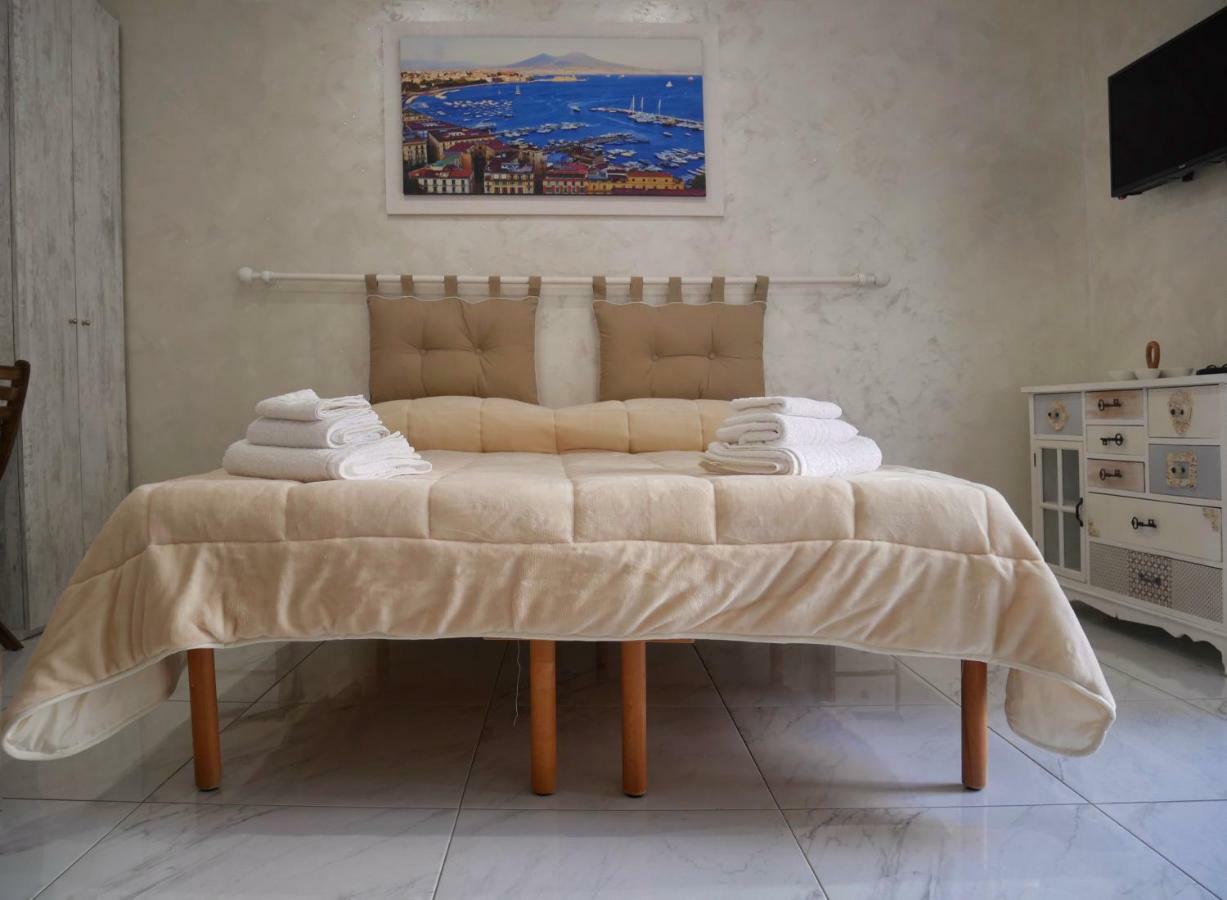 Casetta Bebbe Napoli Bagian luar foto