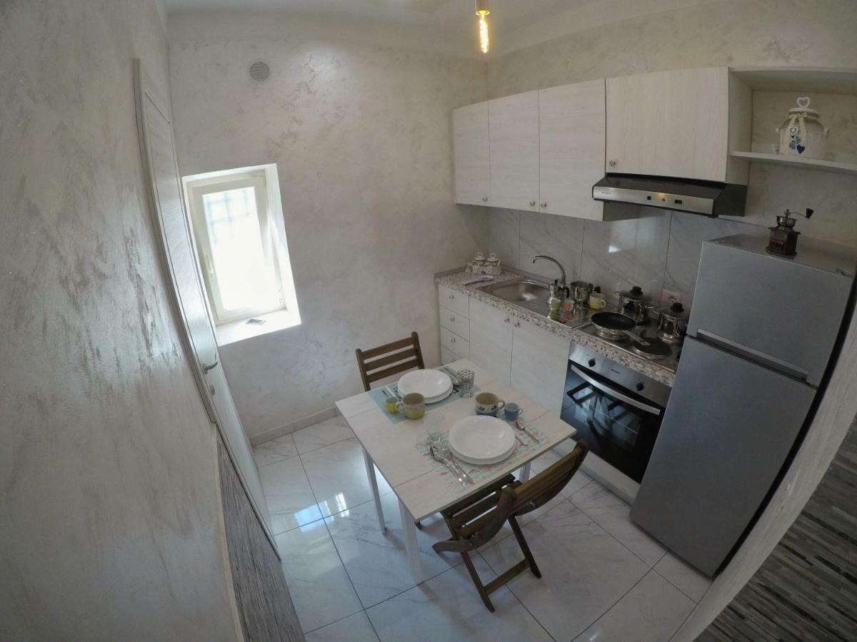Casetta Bebbe Napoli Bagian luar foto